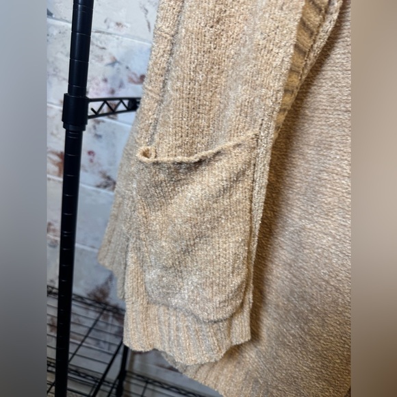 Ultra Flirt Cozy Tan Cardigan - Picture 7 of 10